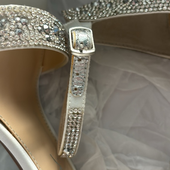 Betsey Johnson Silver Heels - Picture 10 of 10